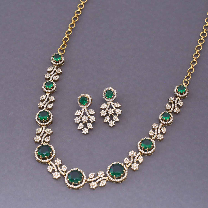 Emerald Arilaa Victorian Jewellery Set - New Arrival