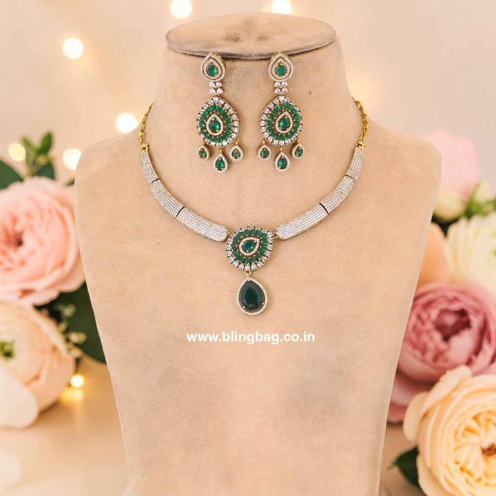 Emerald Avason Victorian Jewellery Set- New Arrivals