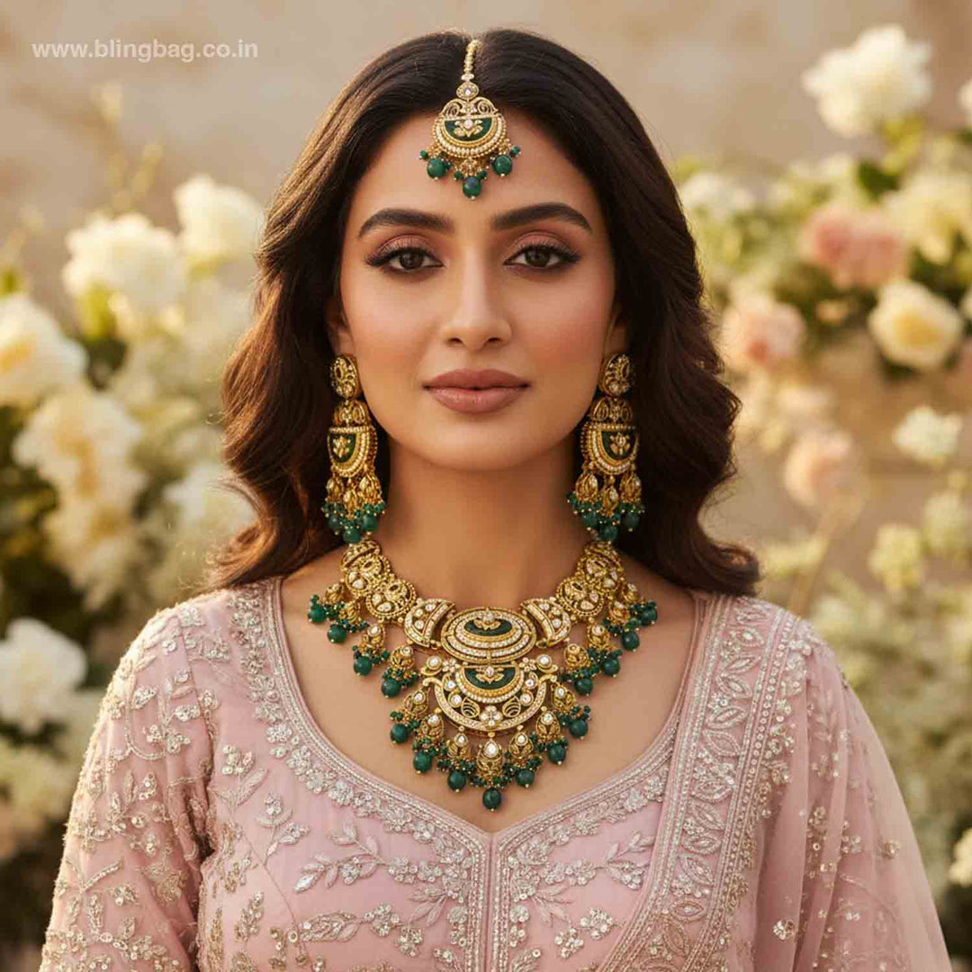 Emerald Bhavyaa Kundan Jewellery Set
