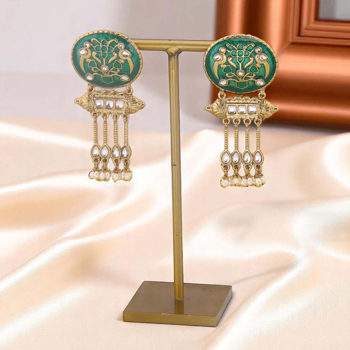 Emerald Celine Danglers