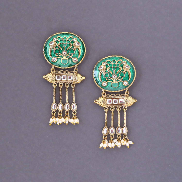 Emerald Celine Danglers