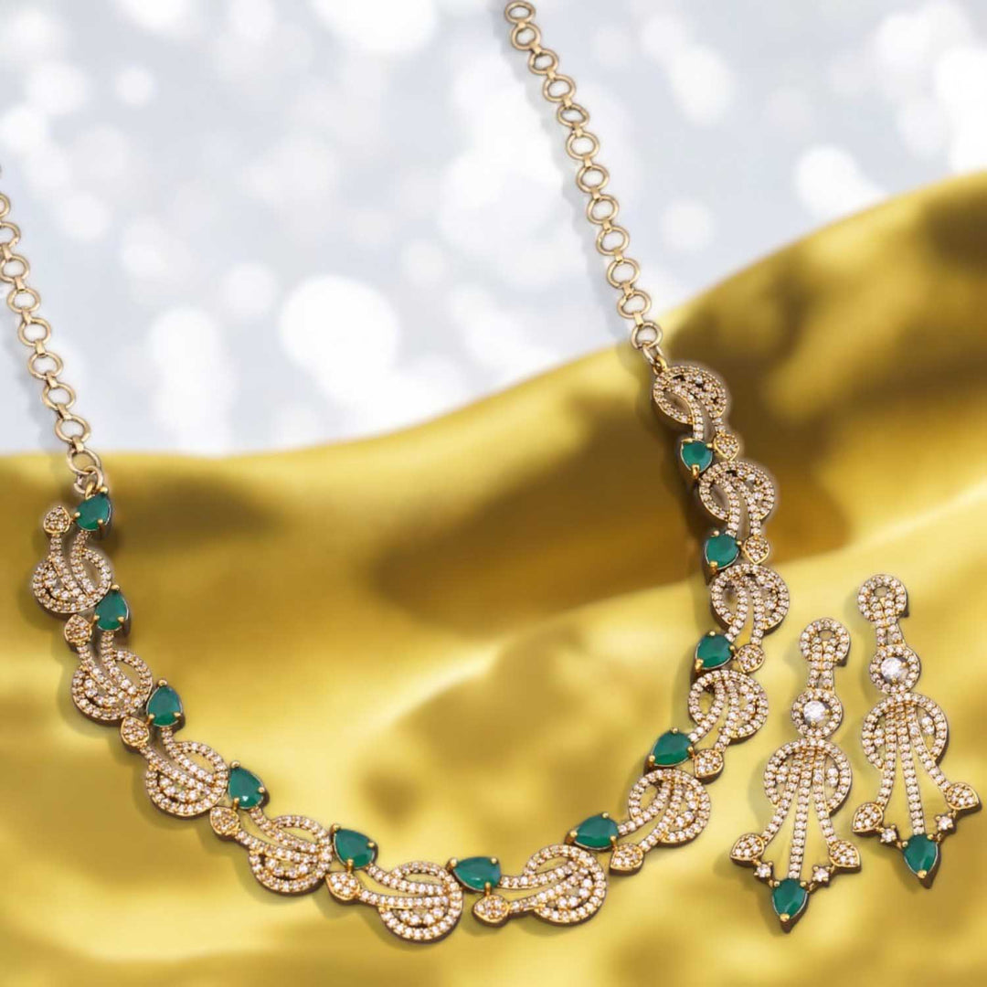 Emerald Clare Victorian Jewellery Set - New Arrival