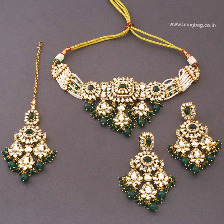 Emerald Dayanita Kundan Jewellery Set