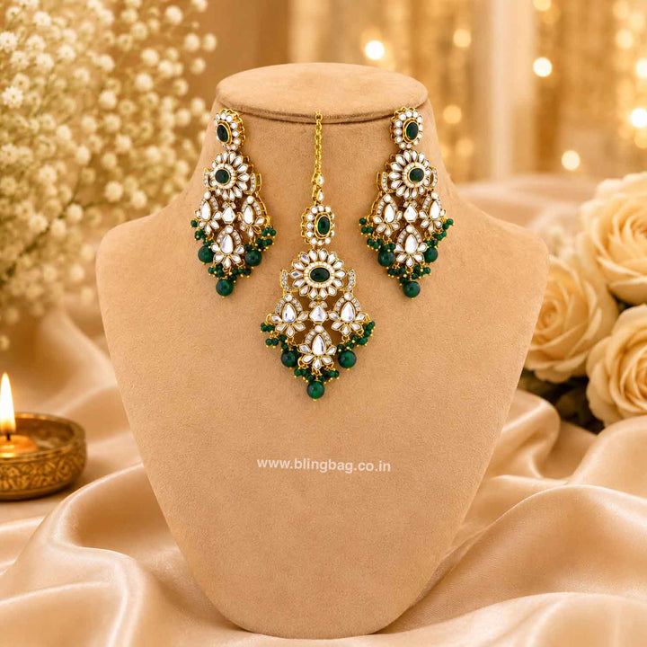 Emerald Dayanita Kundan Jewellery Set