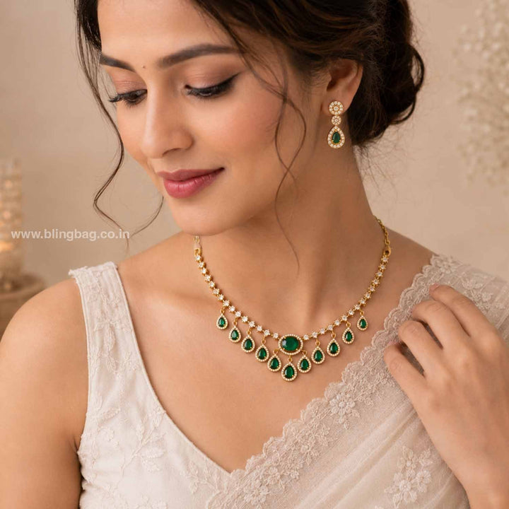 Emerald Debjani Antique Jewellery Set - New Arrival