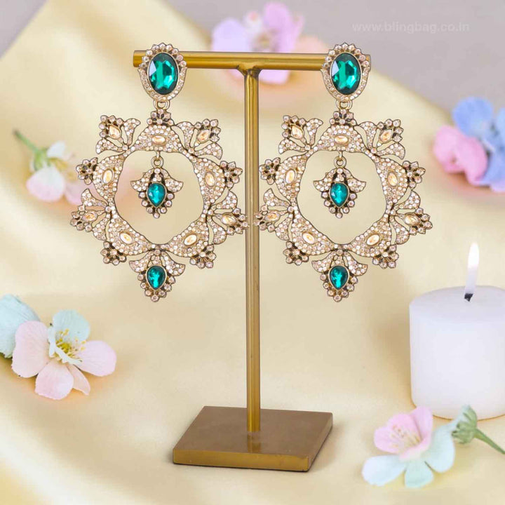 Emerald Kritnisha Chandbalis