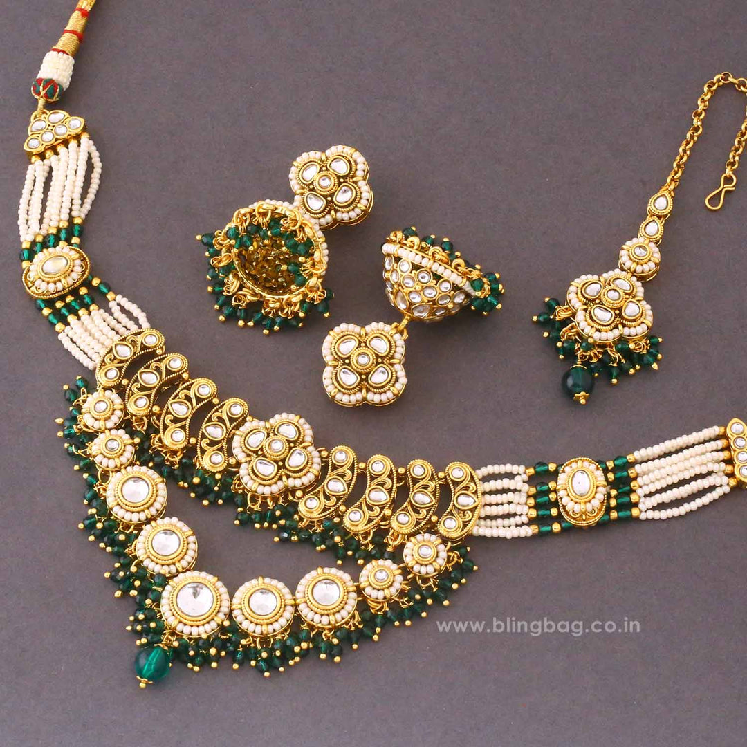 Emerald Lahari Kundan Jewellery Set