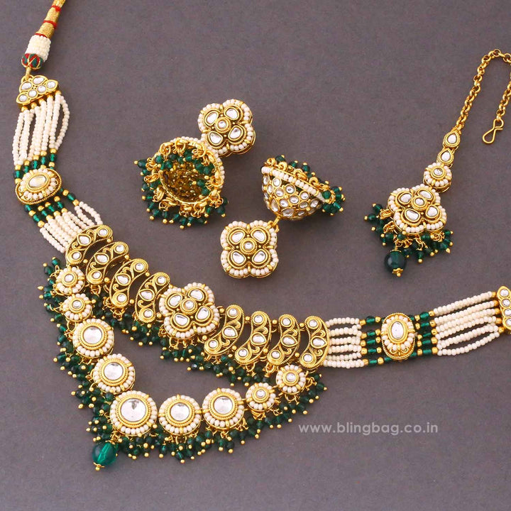 Emerald Lahari Kundan Jewellery Set