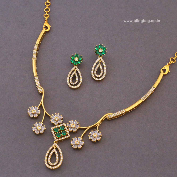 Emerald Laksha Antique Jewellery Set - New Arrival