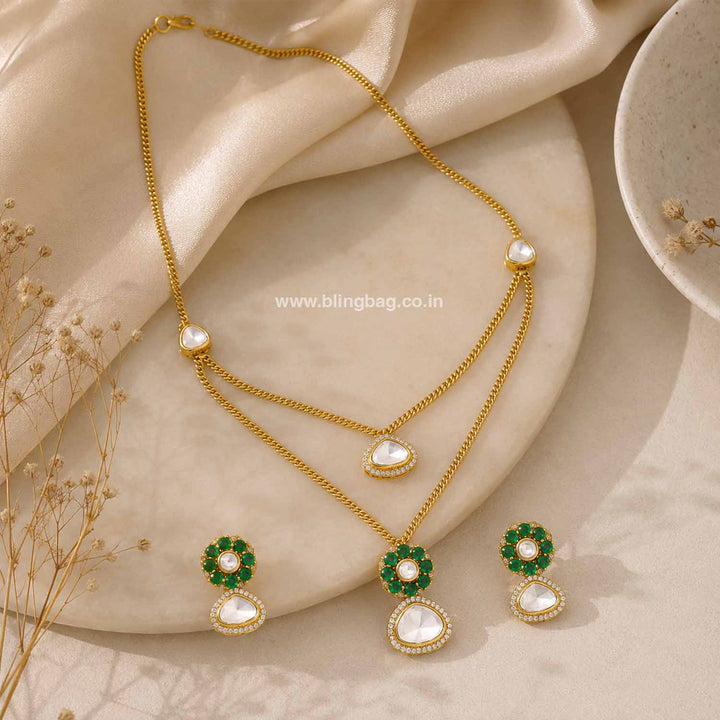 Emerald Lunessa Pendant Set - New Arrival