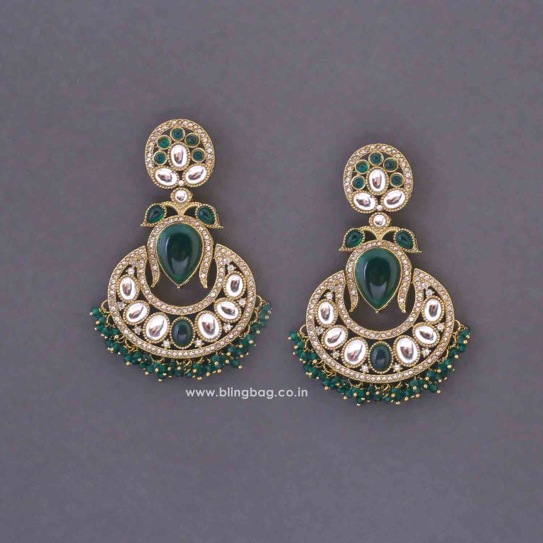 Emerald Nilofer Chaandbalis