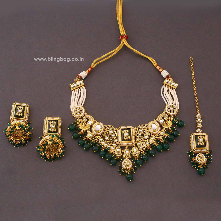 Emerald Pashmora Kundan Jewellery Set