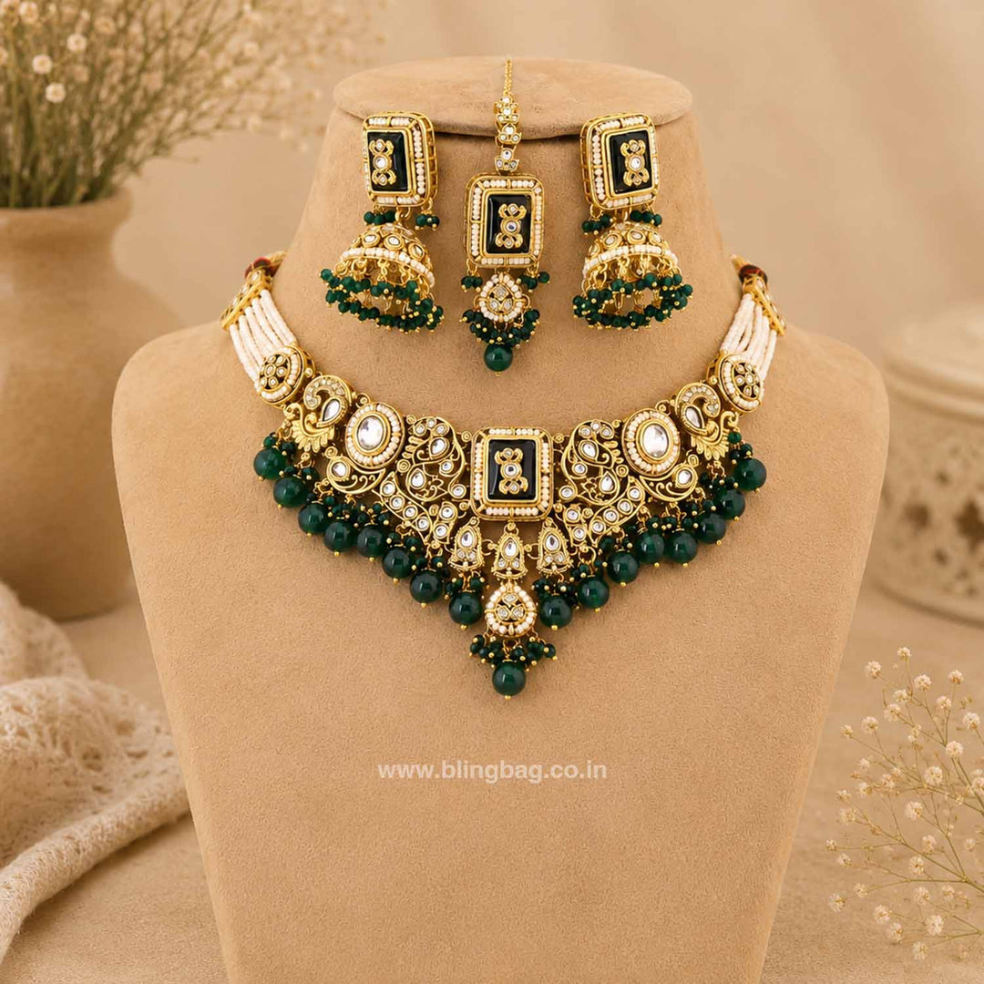 Emerald Pashmora Kundan Jewellery Set