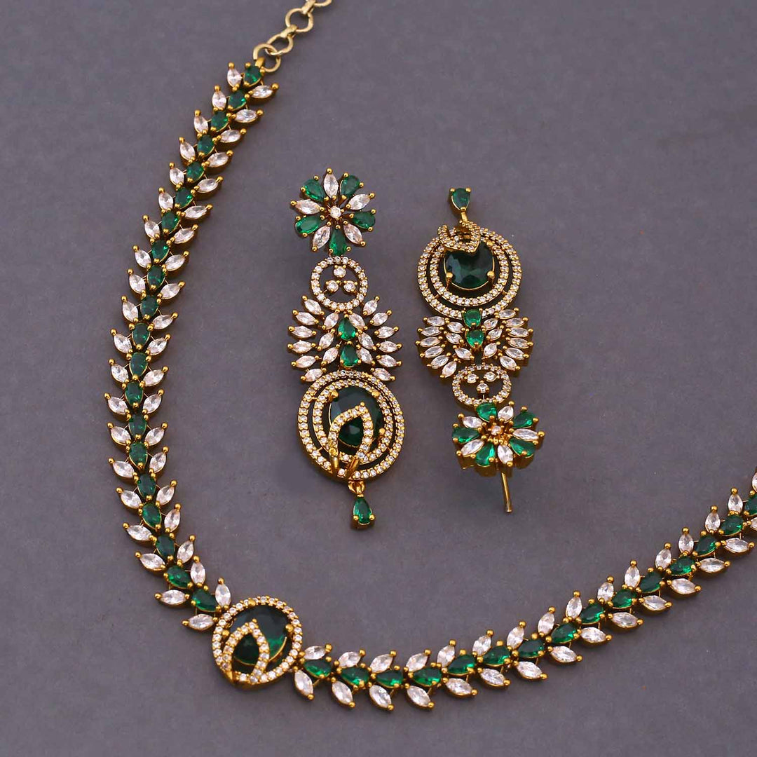 Emerald Priscilla Victorian Jewellery Set - New Arrival