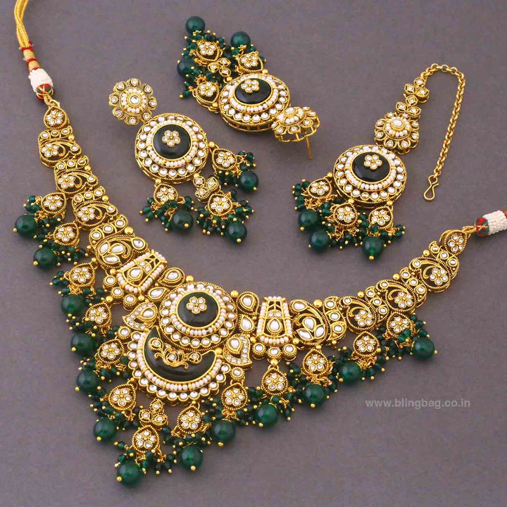 Emerald Rangpankh Kundan Jewellery Set