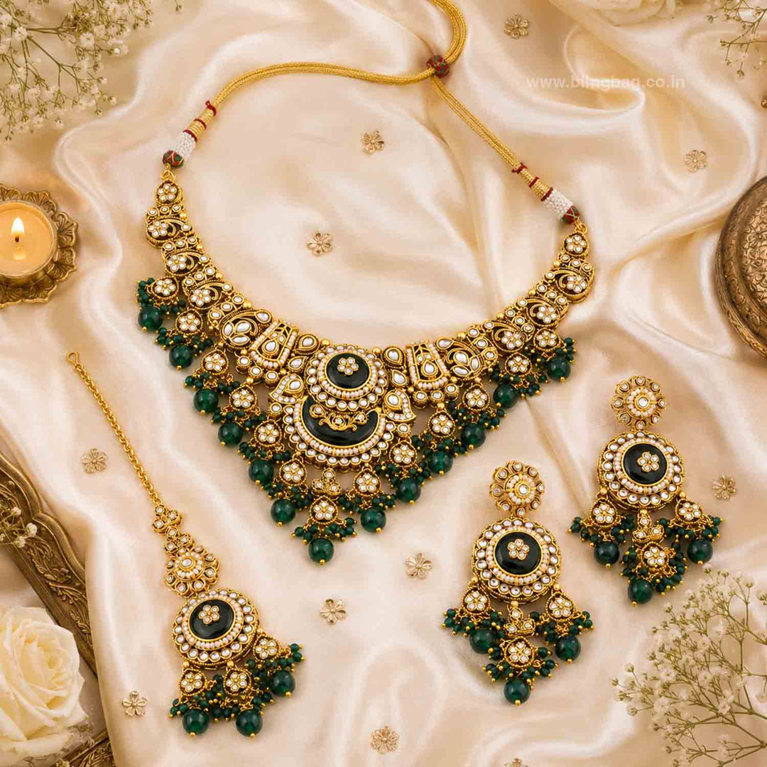 Emerald Rangpankh Kundan Jewellery Set
