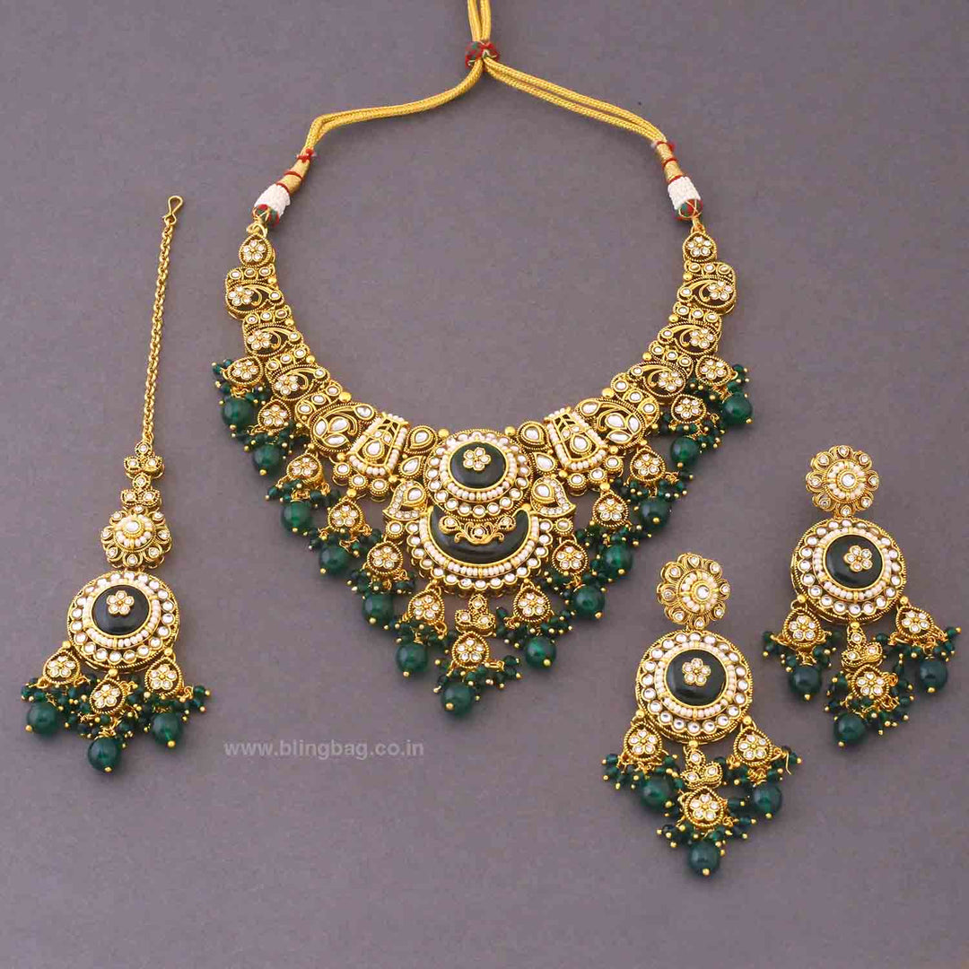 Emerald Rangpankh Kundan Jewellery Set