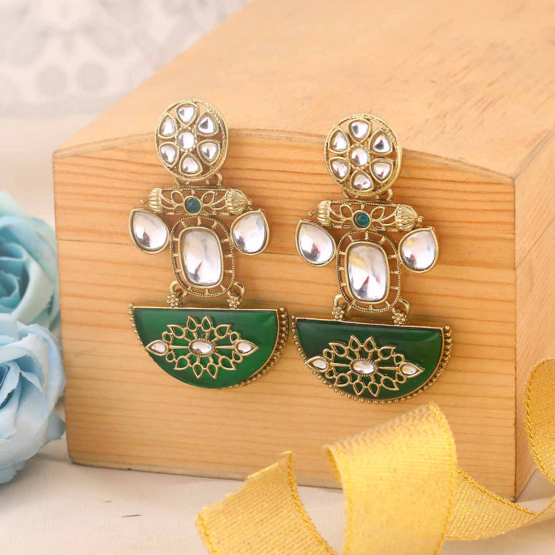Emerald Shiyami Danglers