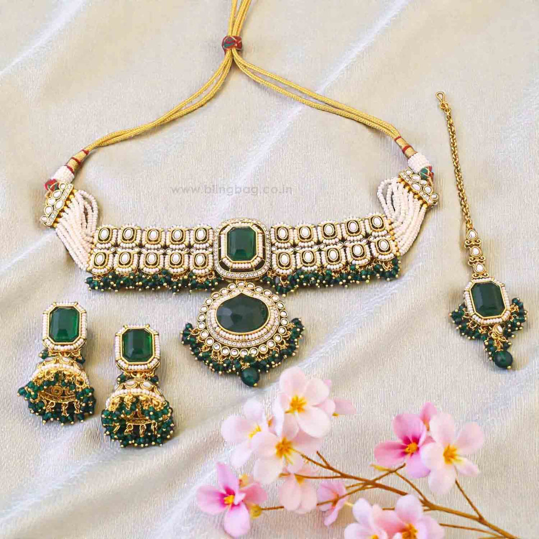 Emerald Shyamala Kundan Jewellery Set
