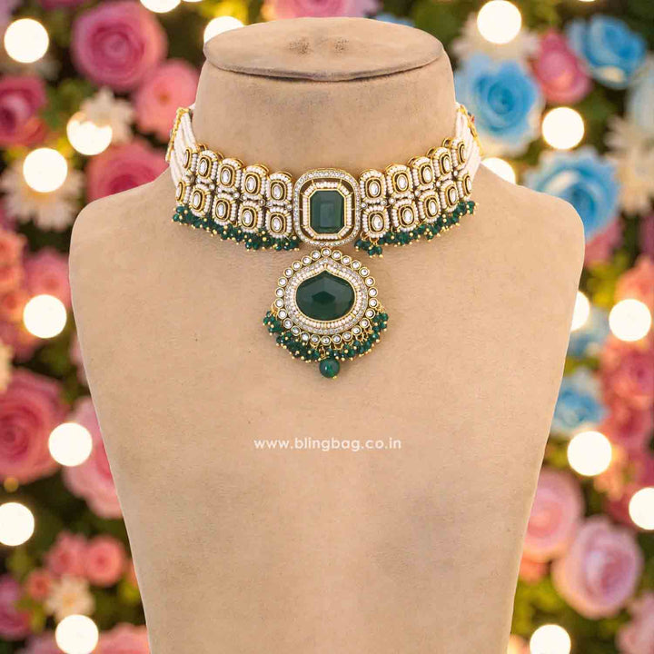 Emerald Shyamala Kundan Jewellery Set