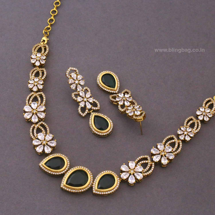 Emerald Sofiaa Victorian Jewellery Set- New Arrivals