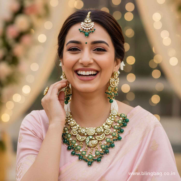 Emerald Srujana Kundan Jewellery Set