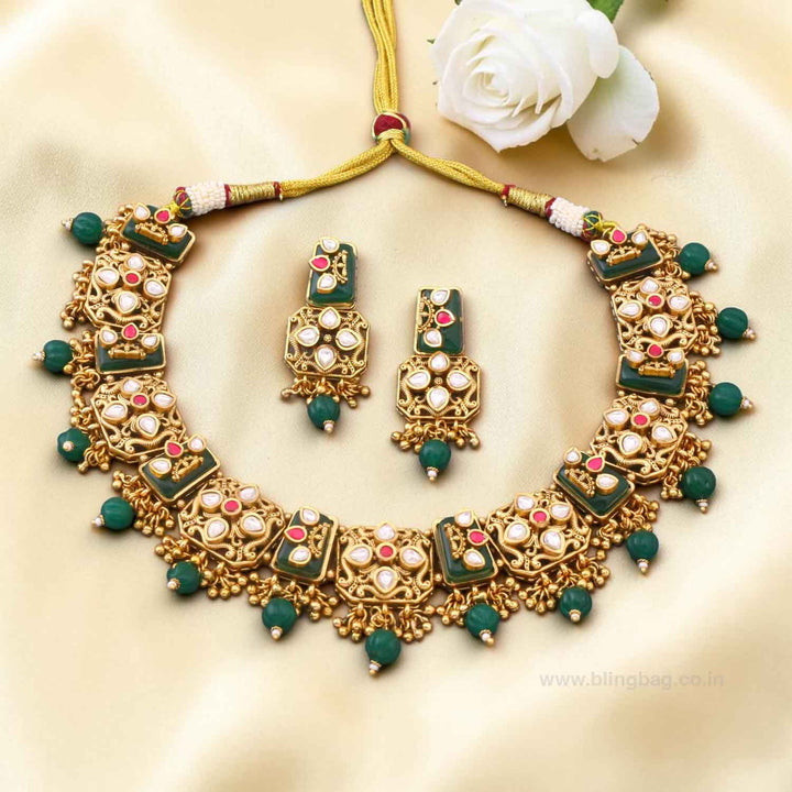 Emerald Sundarika Heritage Jewellery Set