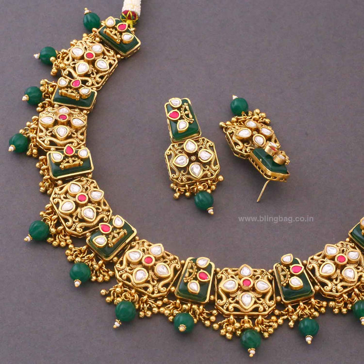 Emerald Sundarika Heritage Jewellery Set