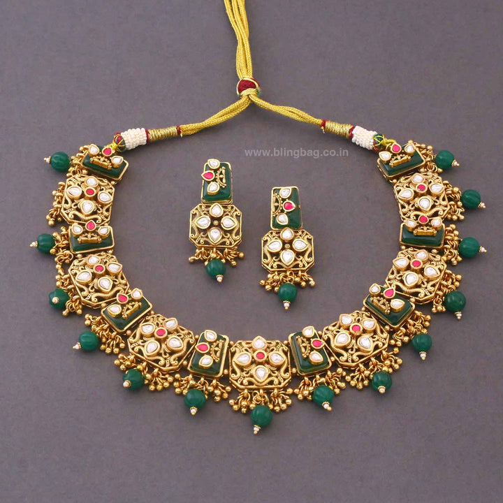 Emerald Sundarika Heritage Jewellery Set