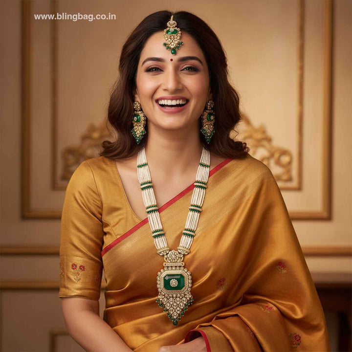 Emerald Suruchi Kundan Jewellery Set