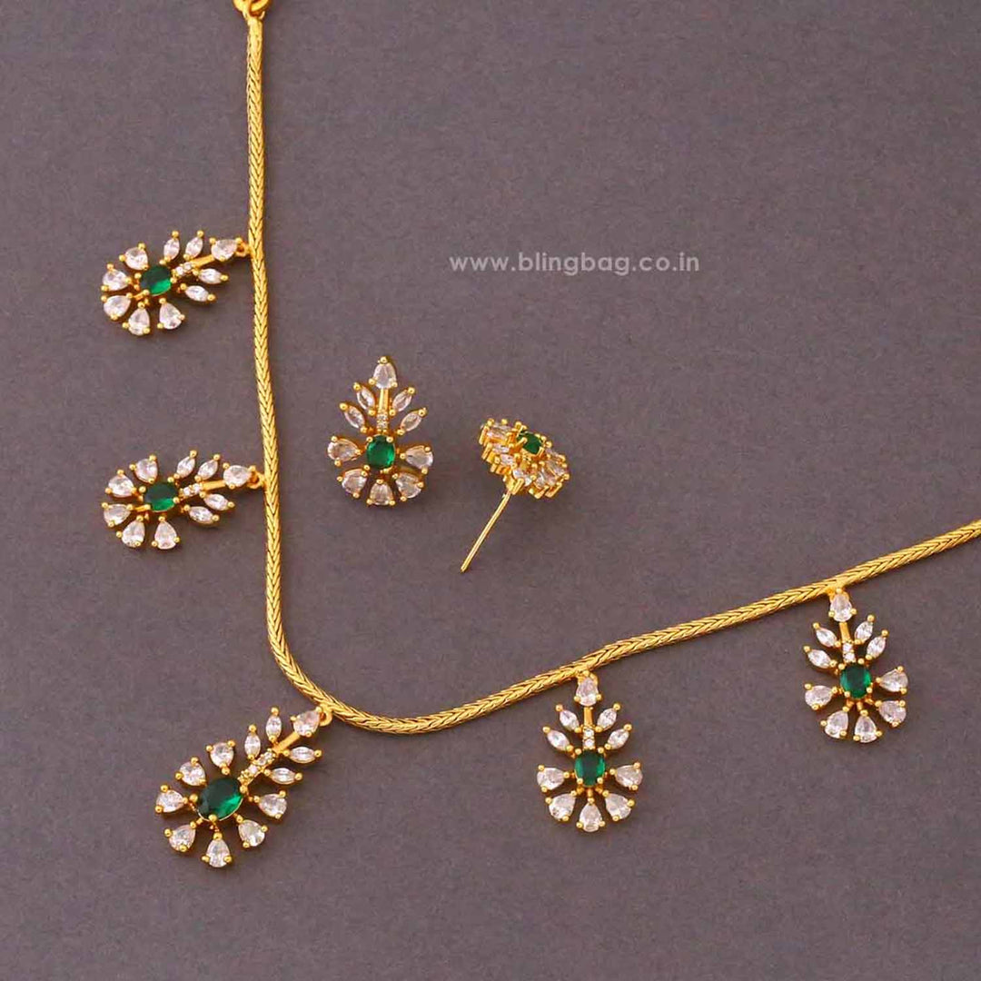 Emerald Suya Antique Jewellery Set - New Arrival
