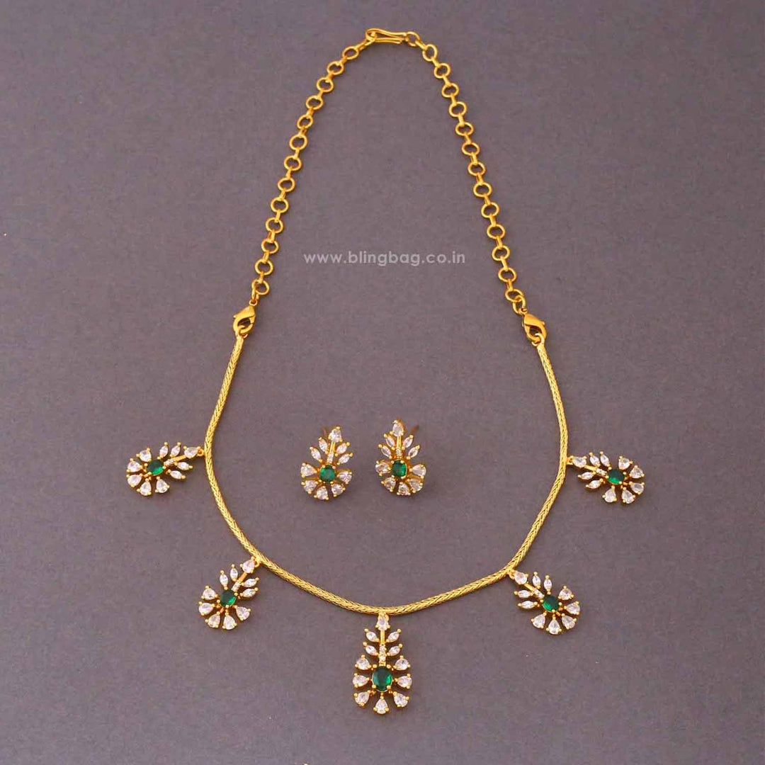 Emerald Suya Antique Jewellery Set - New Arrival