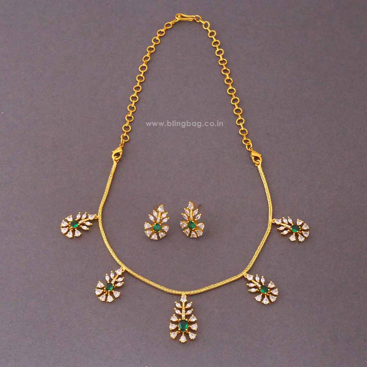 Emerald Suya Antique Jewellery Set - New Arrival