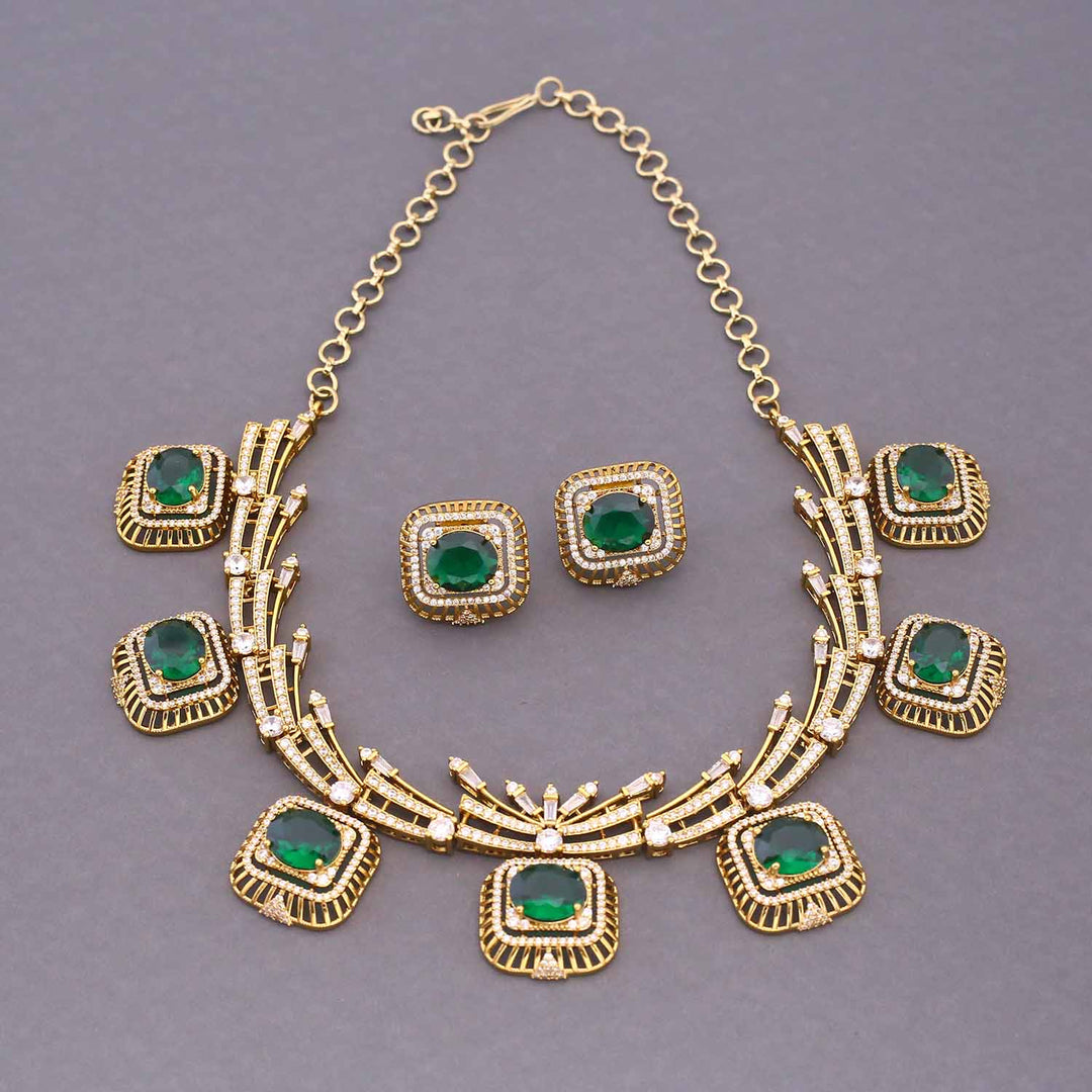 Emerald Syaami Victorian Jewellery Set - New Arrival