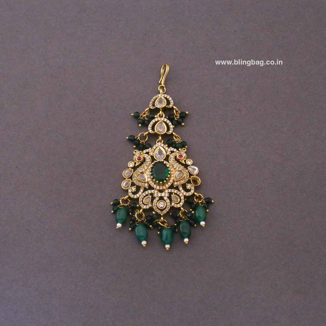 Emerald Tareesha Maang Tikka