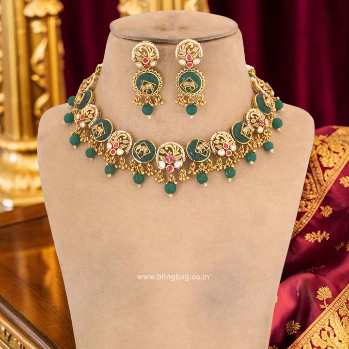 Emerald Umitshree Heritage Jewellery Set