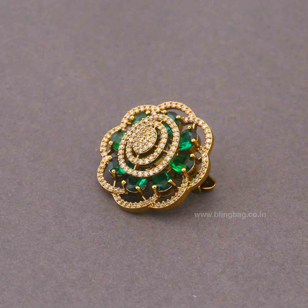 Emerald Veissa Brooch