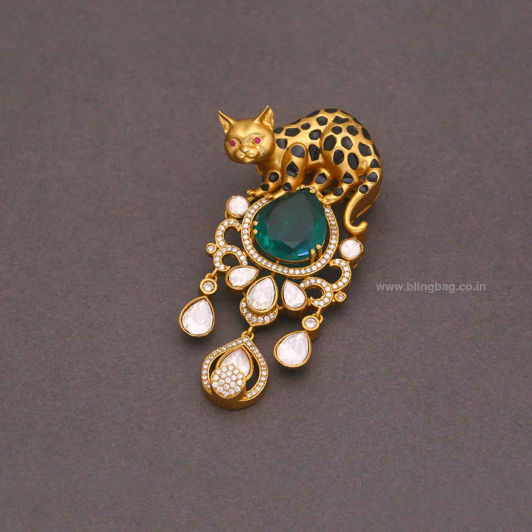 Emerald Vintage Cat Brooch
