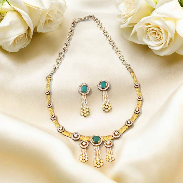 Emerald Vyshra Antique Jewellery Set - New Arrival