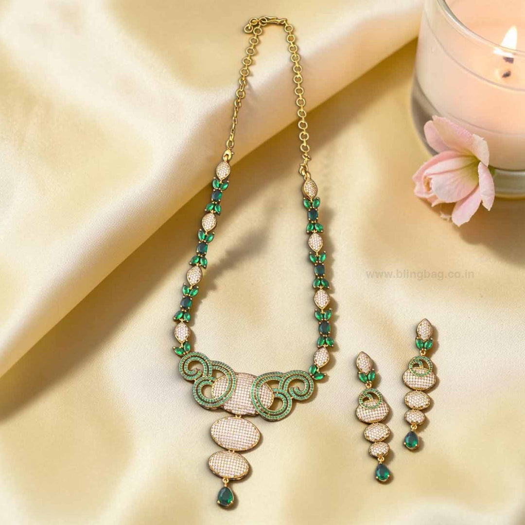 Emerald Yasnia Victorian Jewellery Set- New Arrivals
