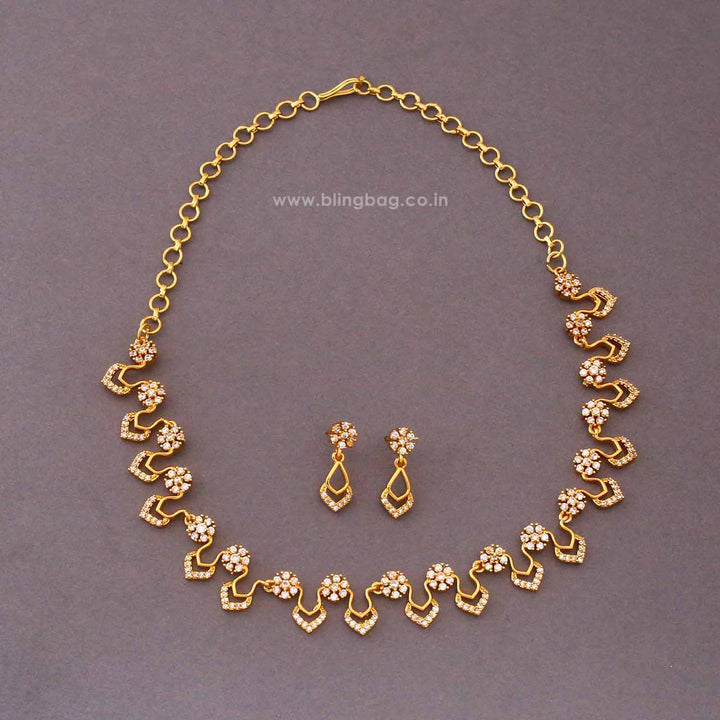 Golden Aketa Antique Jewellery Set - New Arrival
