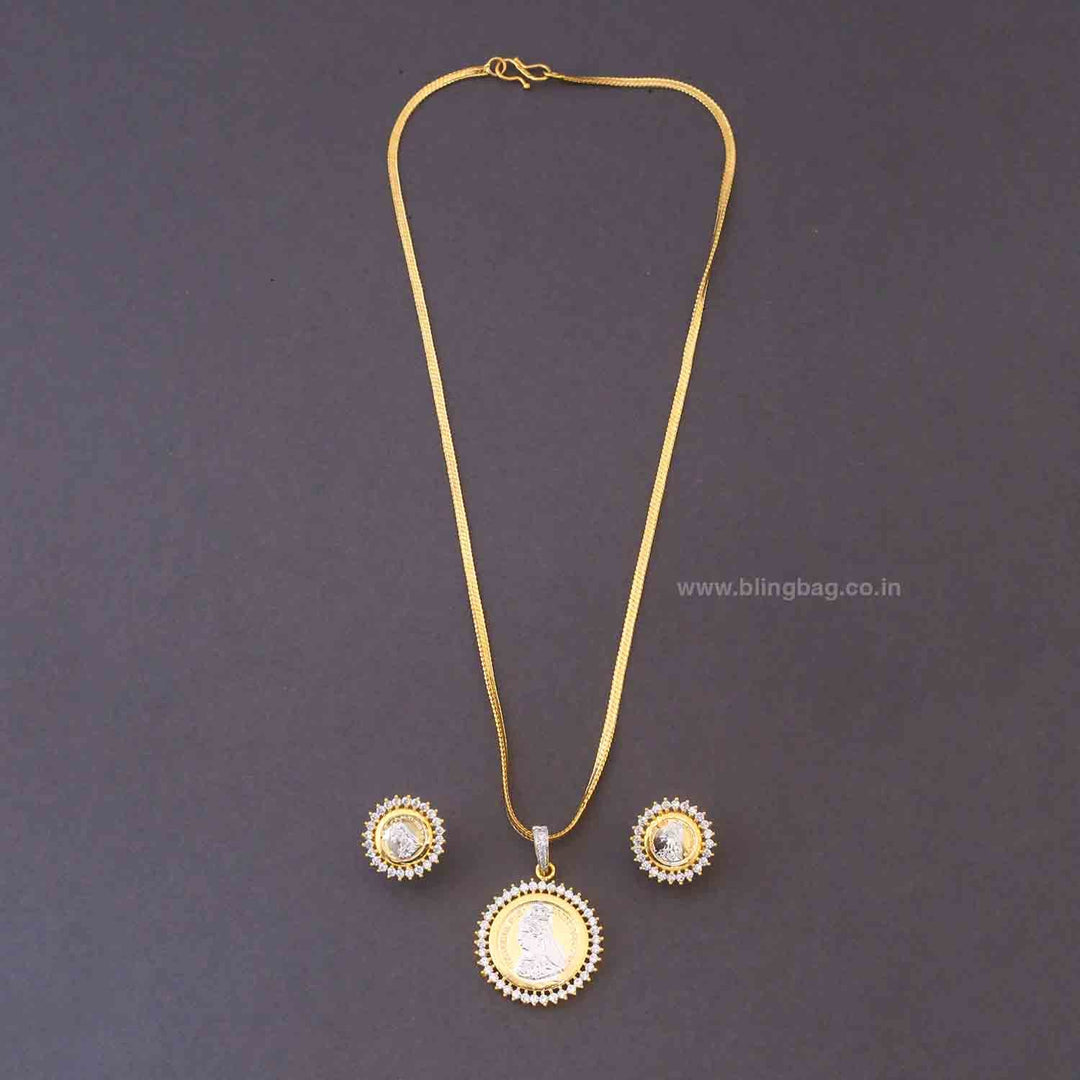 Golden Ameliae Pendant Set