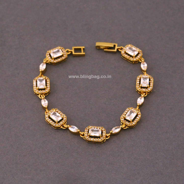 Golden Anesaa Victorian Bracelet