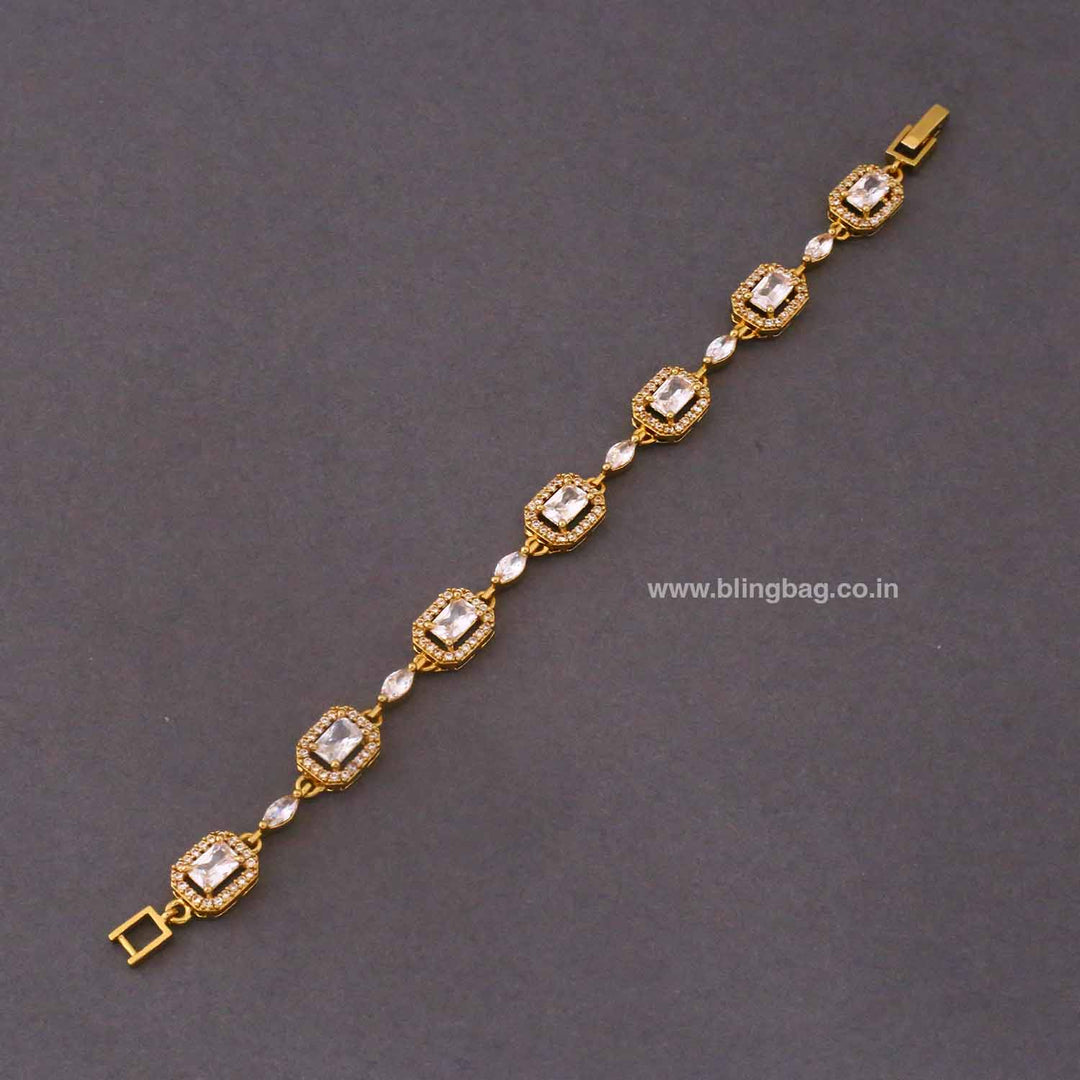 Golden Anesaa Victorian Bracelet