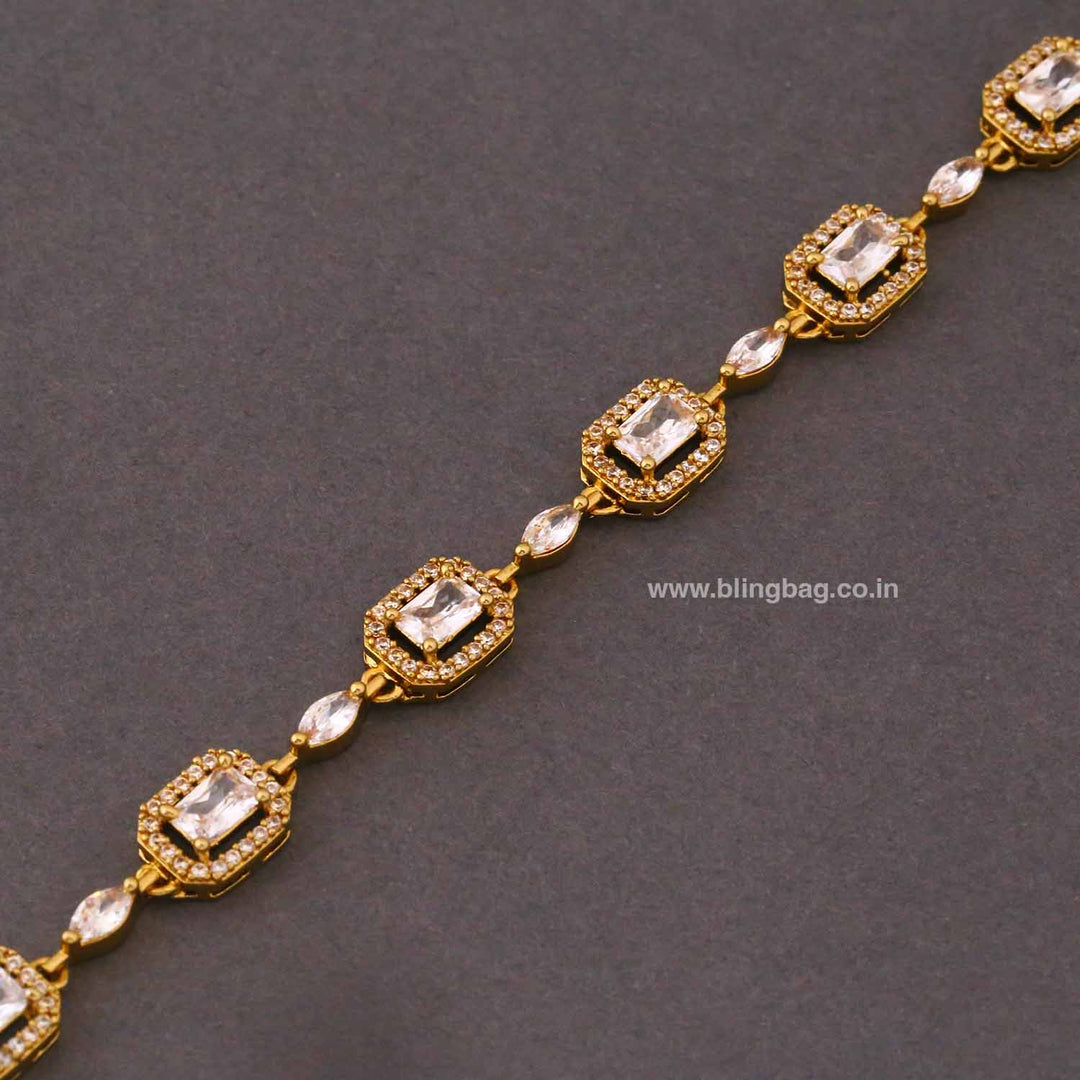 Golden Anesaa Victorian Bracelet