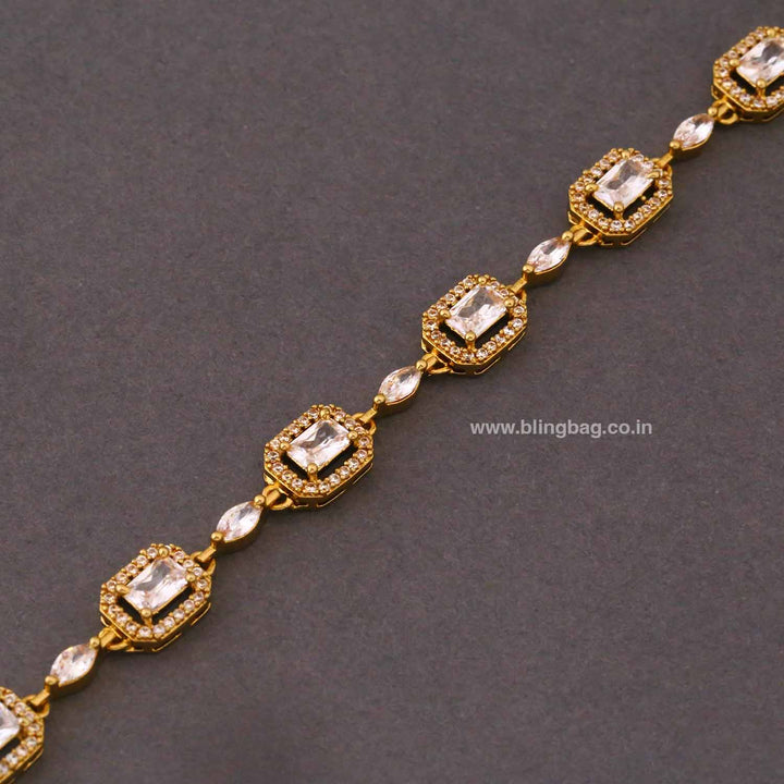 Golden Anesaa Victorian Bracelet