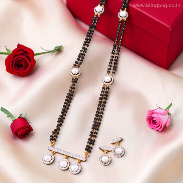 Golden Aruni Mangalsutra Set