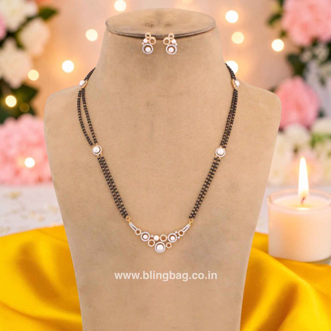 Golden Carvily Mangalsutra Set