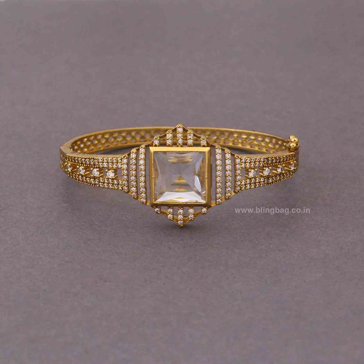 Golden Celineia Victorian Bracelet