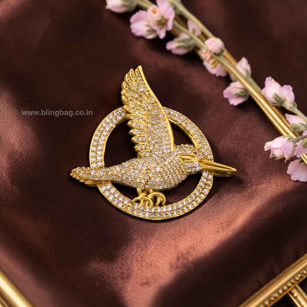 Golden Circle Parrot Brooch
